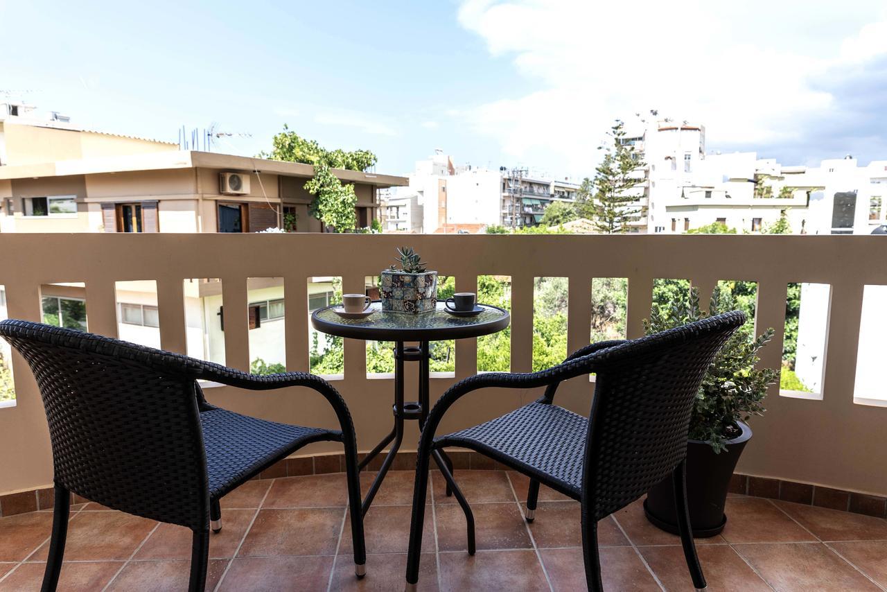 Plumi City Apartments خانيا المظهر الخارجي الصورة