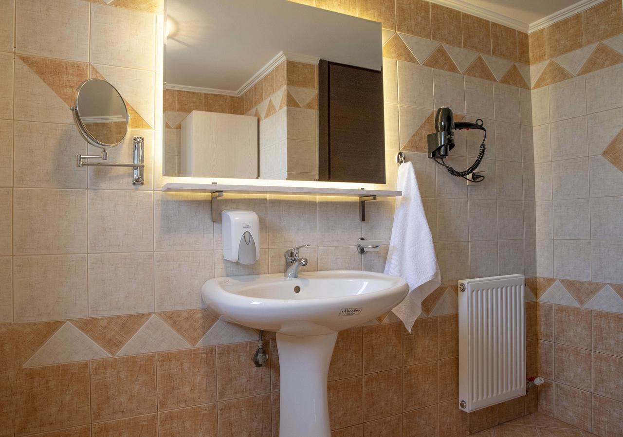 Plumi City Apartments خانيا المظهر الخارجي الصورة