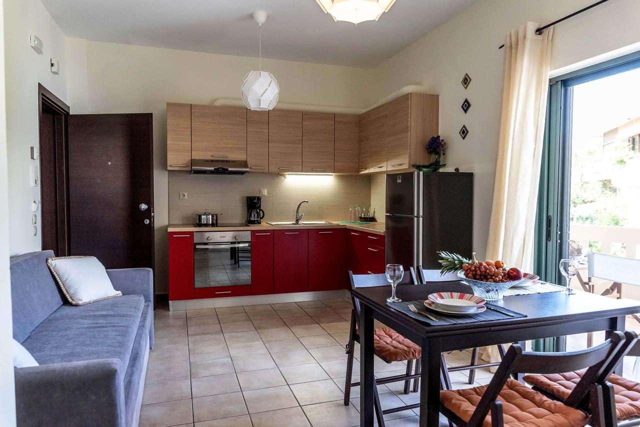 Plumi City Apartments خانيا المظهر الخارجي الصورة
